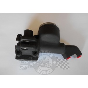 Front master cylinder body